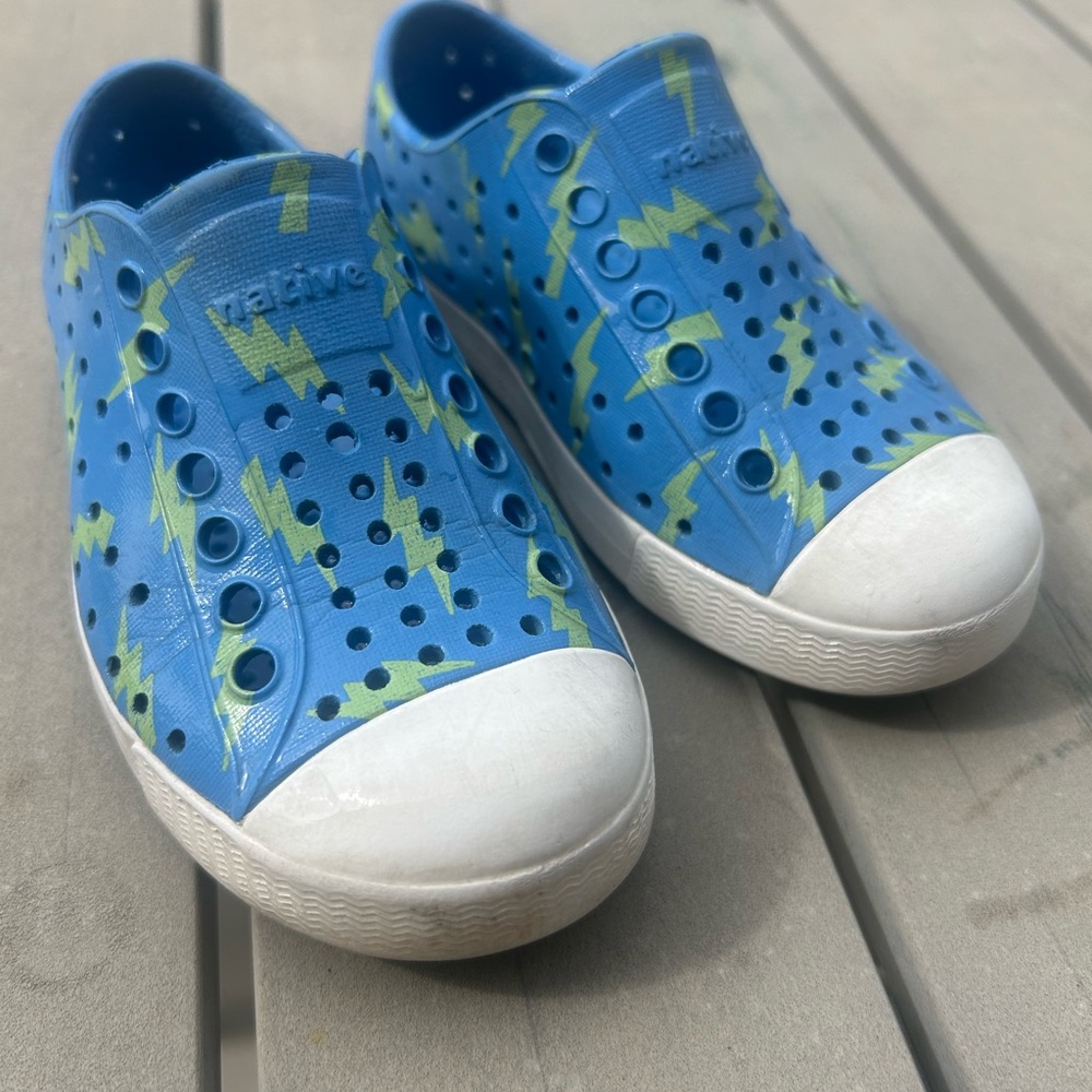 Native Kids Shoes - Blue Lightning Pattern